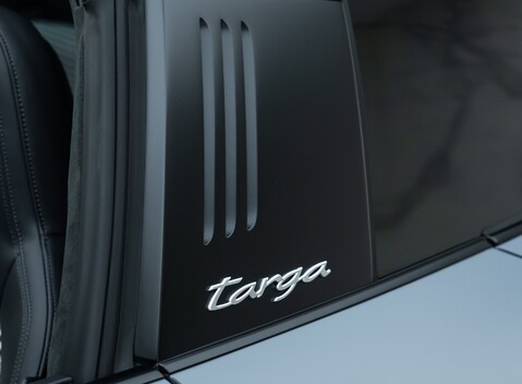 Porsche 911 Targa 4 (992) 39