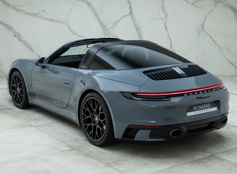 Porsche 911 Targa 4 (992) 15