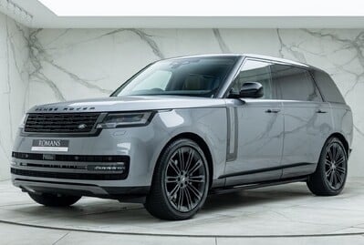 Land Rover Range Rover D350 Autobiography LWB 7 Seater