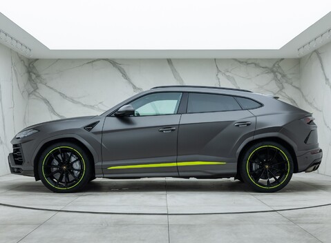 Lamborghini Urus GRAPHITE CAPSULE 5