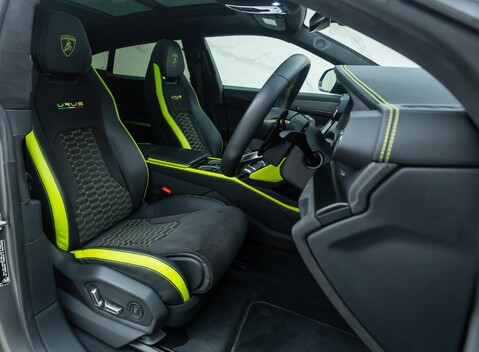 Lamborghini Urus GRAPHITE CAPSULE 14