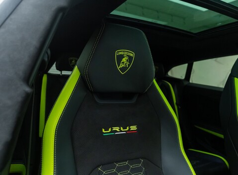 Lamborghini Urus GRAPHITE CAPSULE 15