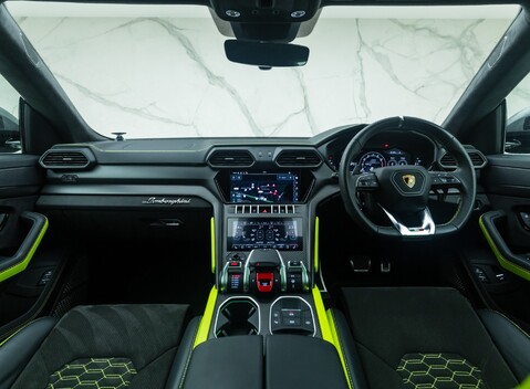 Lamborghini Urus GRAPHITE CAPSULE 22