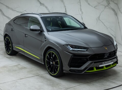 Lamborghini Urus GRAPHITE CAPSULE 11