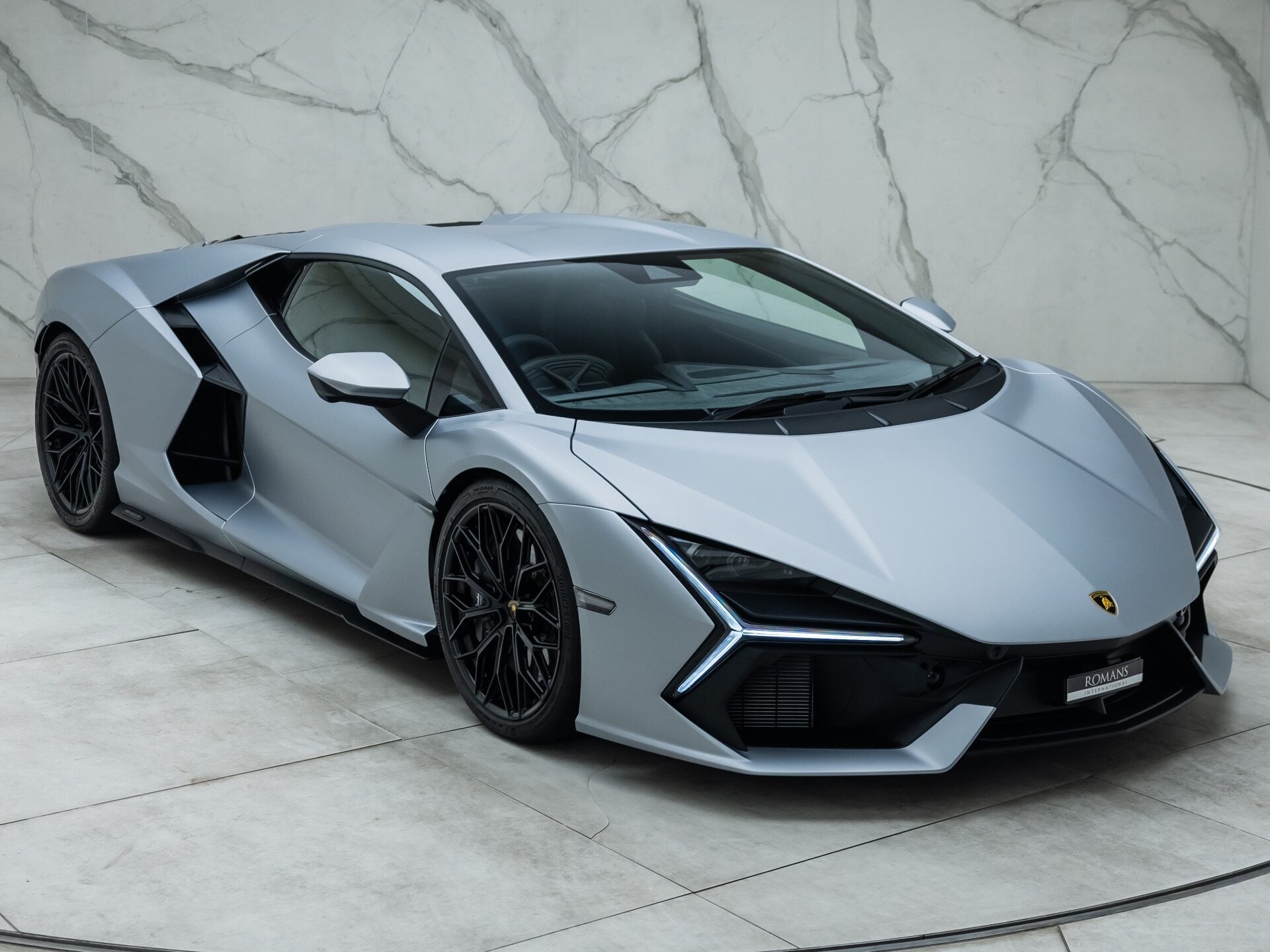 Lamborghini Revuelto Grigio Acheso Matt (LookSmart) 1:43 Lamborghini Revuelto Grigio Acheso Matt (LookSmart) 1:43
