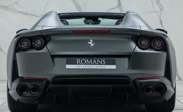 Ferrari 812 GTS 12