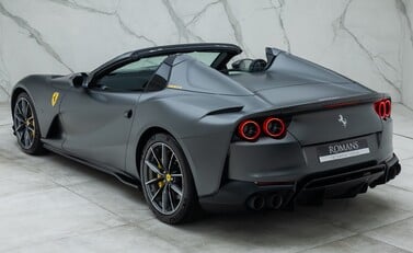 Ferrari 812 GTS 16