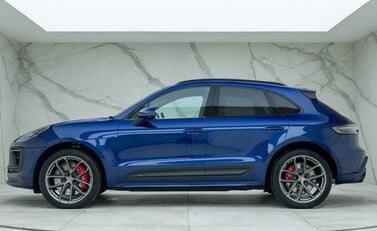 Porsche Macan GTS 2