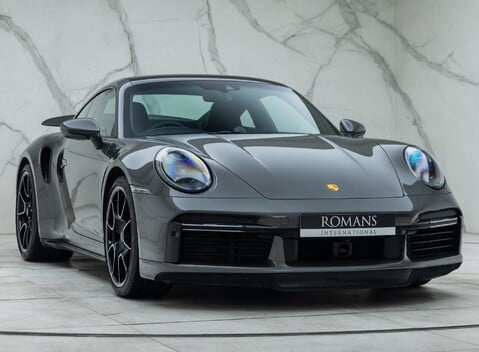 Porsche 911 Turbo S (992) 10