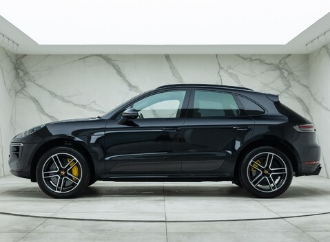 Porsche Macan TURBO 3