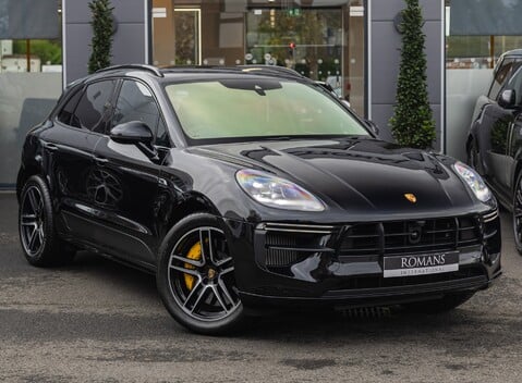 Porsche Macan TURBO 2