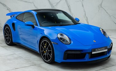 Porsche 911 Turbo S (992) 11