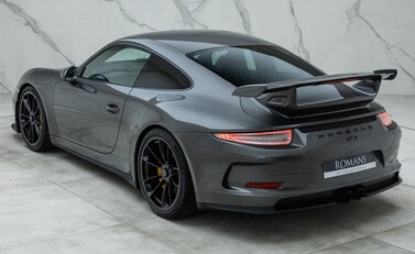 Porsche 911 GT3 (991) 12