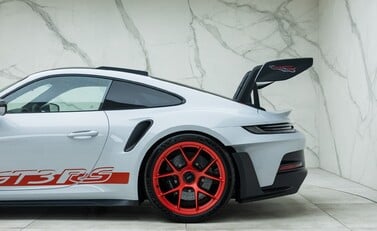 Porsche 911 GT3 RS (992) 56