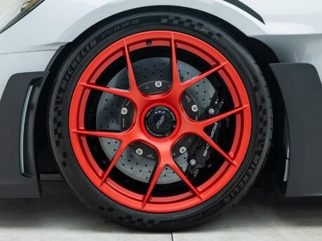 Porsche 911 GT3 RS (992)