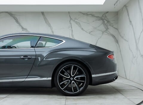 Bentley Continental GT W12 First Edition 36