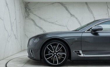 Bentley Continental GT W12 First Edition 35