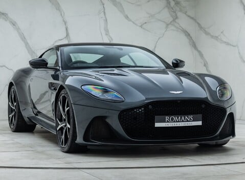 Aston Martin DBS Superleggera 12