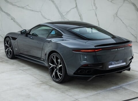 Aston Martin DBS Superleggera 15