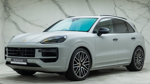 Porsche Cayenne TURBO E-HYBRID 