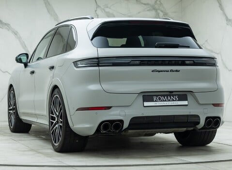 Porsche Cayenne TURBO E-HYBRID 10