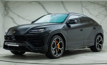 Lamborghini Urus 1