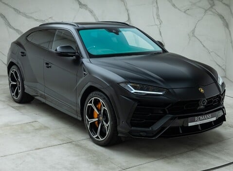 Lamborghini Urus 11