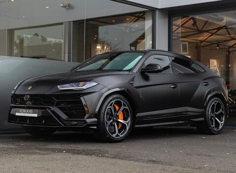 Lamborghini Urus 2