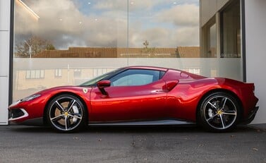 Ferrari 296 GTB Assetto Fiorano 3