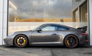 Porsche 911 GT3 (991.2) 3