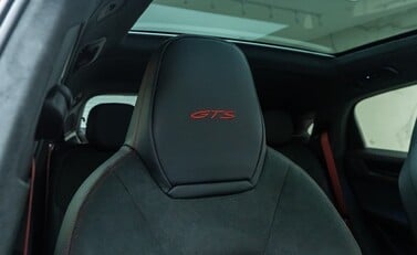 Porsche Cayenne GTS Coupe 16