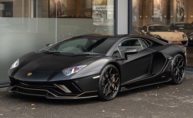 Lamborghini Aventador LP 780-4 ULTIMAE 2