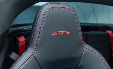 Porsche 911 Targa 4 GTS (992) 20