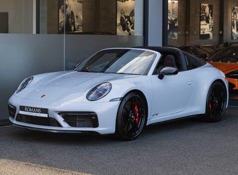 Porsche 911 Targa 4 GTS (992) 2