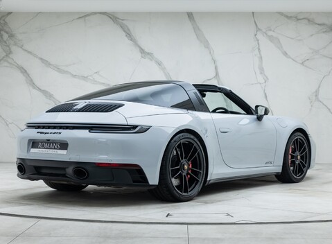 Porsche 911 Targa 4 GTS (992) 9