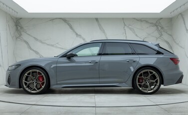 Audi RS6 AVANT PERFORMANCE CARBON VORSPRUNG 5