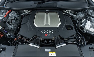 Audi RS6 AVANT PERFORMANCE CARBON VORSPRUNG 45