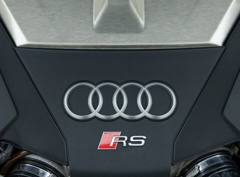 Audi RS6 AVANT PERFORMANCE CARBON VORSPRUNG 47