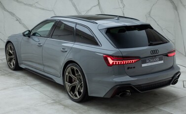 Audi RS6 AVANT PERFORMANCE CARBON VORSPRUNG 12