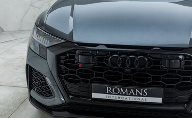 Audi RS Q8 VORSPRUNG 32