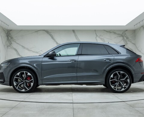 Audi RS Q8 VORSPRUNG 