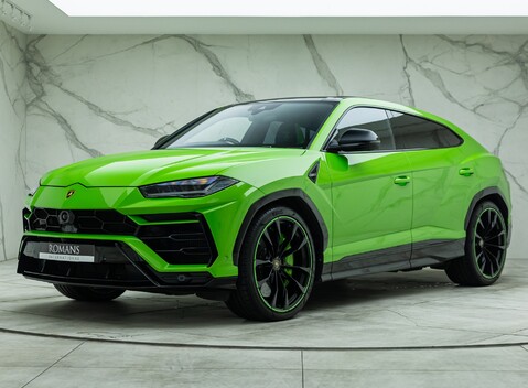 Lamborghini Urus PEARL CAPSULE 1