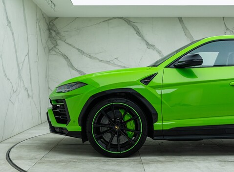 Lamborghini Urus PEARL CAPSULE 43