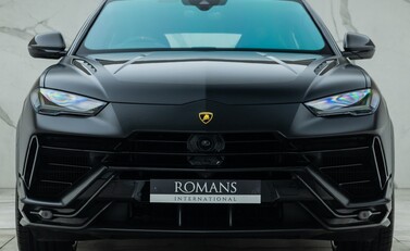 Lamborghini Urus PERFORMANTE 7