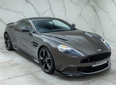 Aston Martin Vanquish S 10