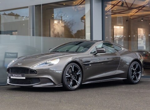 Aston Martin Vanquish S 2