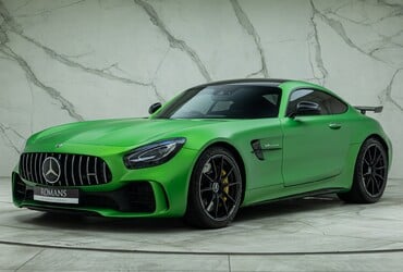 Mercedes-Benz AMG GT R 