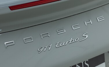 Porsche 911 Turbo S (991.2) 40