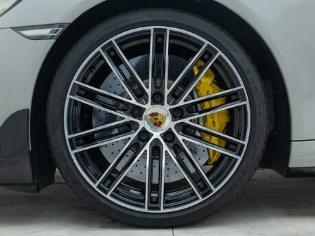 Porsche 911 Turbo S (991.2)
