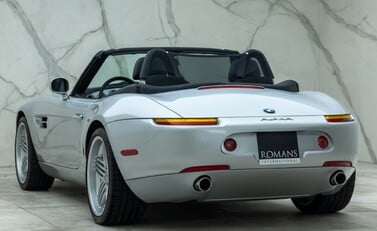 BMW Alpina Roadster V8 10